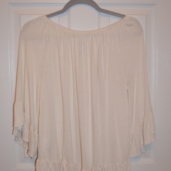 Ruffle Off the Shoulder Top - Picture 2 of 3